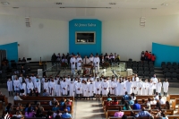 Batismo nas águas: AD Lavras realiza batismo de novos membros no Templo Sede