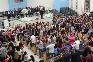 Centenas de Adolescentes se reuniram no Congresso do EBA