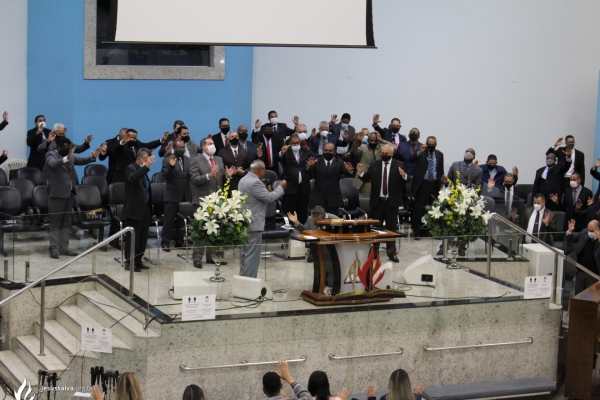 AD Lavras realiza Culto em Ação de Graças pelo aniversário do Pastor Presidente e de Consagração de Obreiros