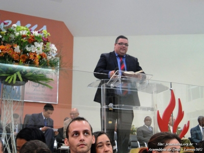 Confira mais algumas fotos dos cultos em louvor a Deus pelo anivers&aacute;rio do Pastor Cerqueira