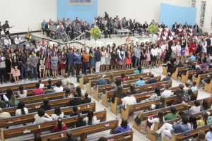 Gratidão e louvor pelo 12º Aniversário do Templo Sede