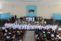 Mais de 70 novos membros foram batizados na v&eacute;spera do natal